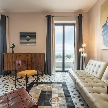 Estay - Harbor View *